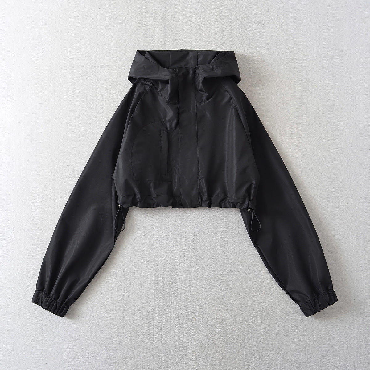 Dame cropped vindjakke med justerbar snor og høj krave Stilla