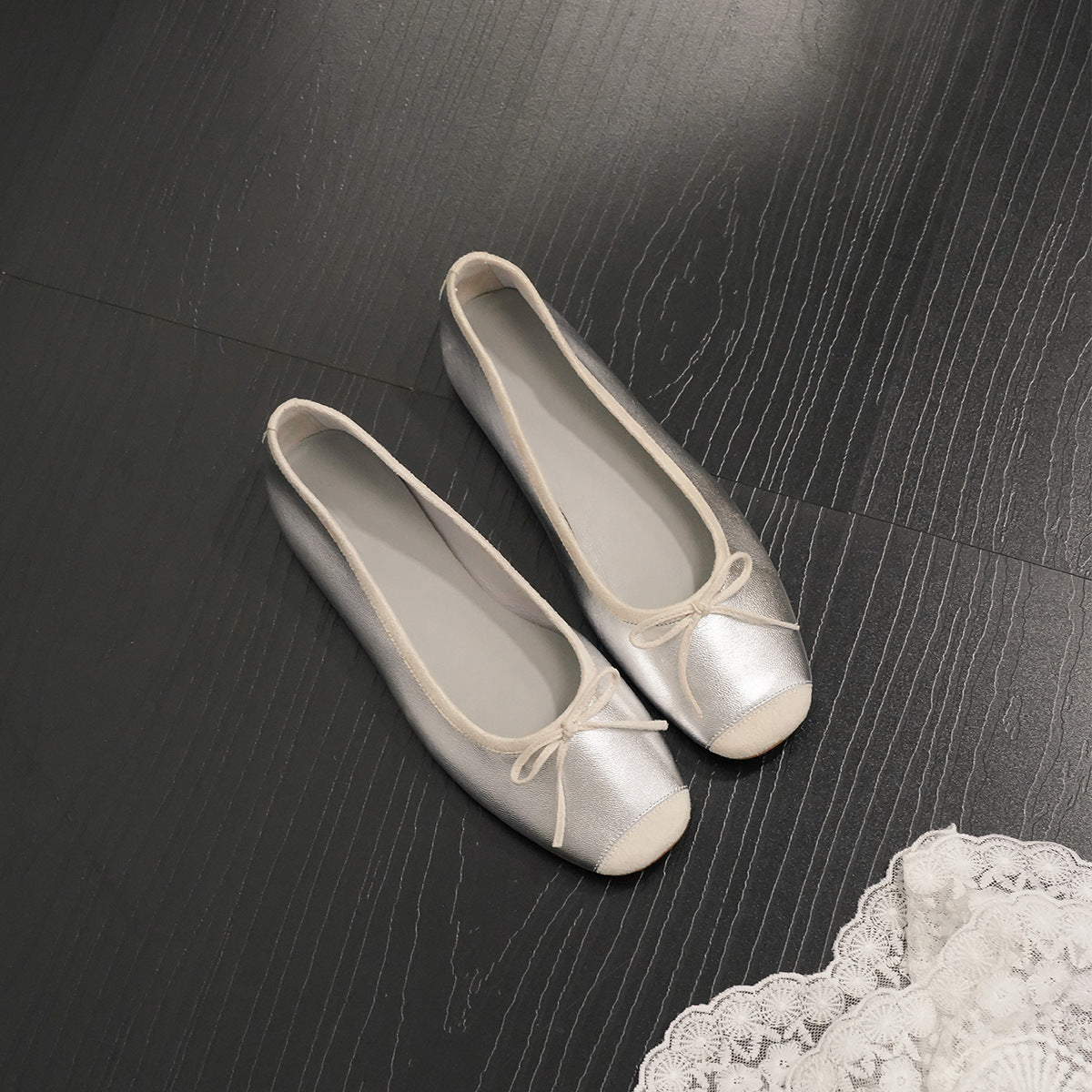 Dame klassisk Ballerina Flats med bånddetalje Stilla