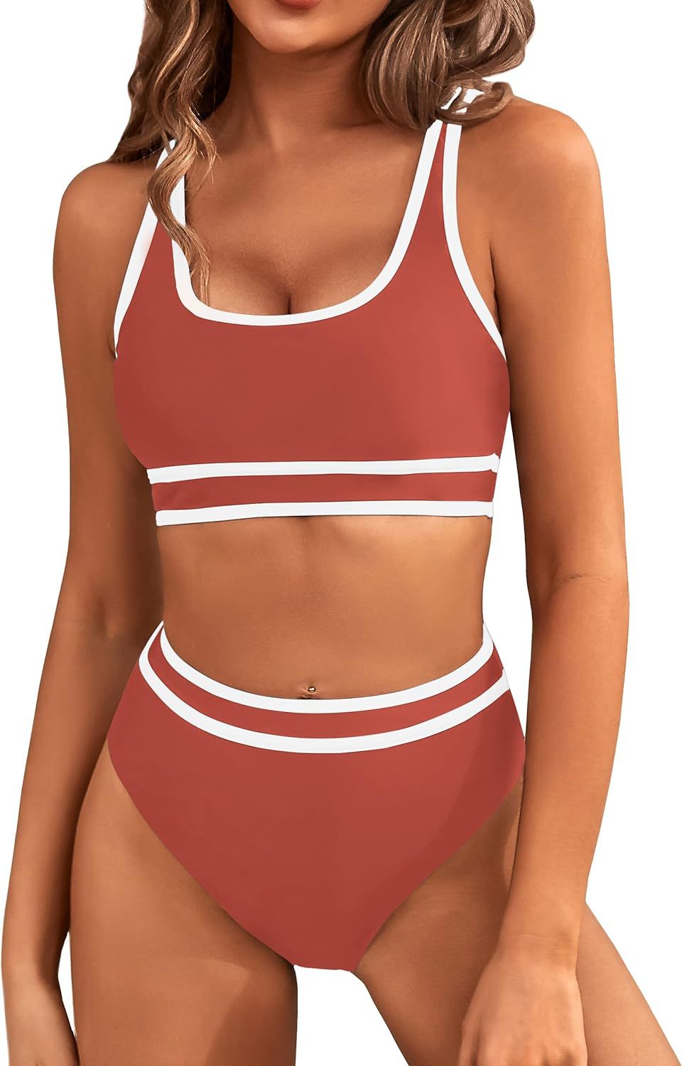 Dame Sporty bikini sæt med brede stropper og høj skæring Stilla