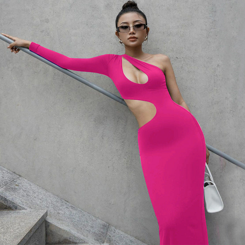 Dame Elegant kjole med asymmetrisk snit og cut-out-detaljer Stilla