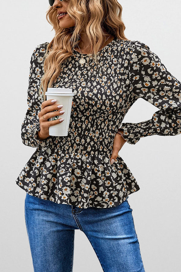 Stilla | Øjeblikket Floral Smocked Top