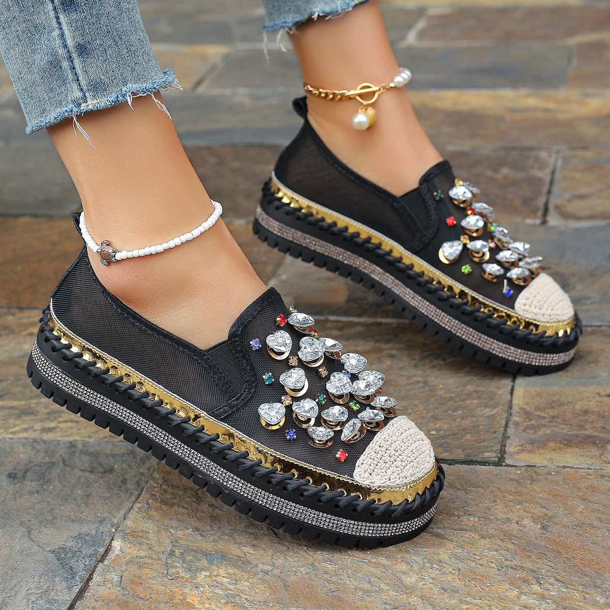 Dame Slip-On Sneakers med glitrende smykke design og behagelig sål Stilla