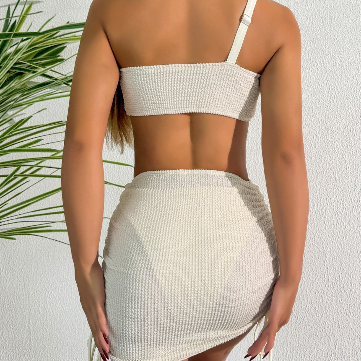 Dame Bandeau-bikini-sæt med dekorativt knudedesign og justerbar nederdel Stilla