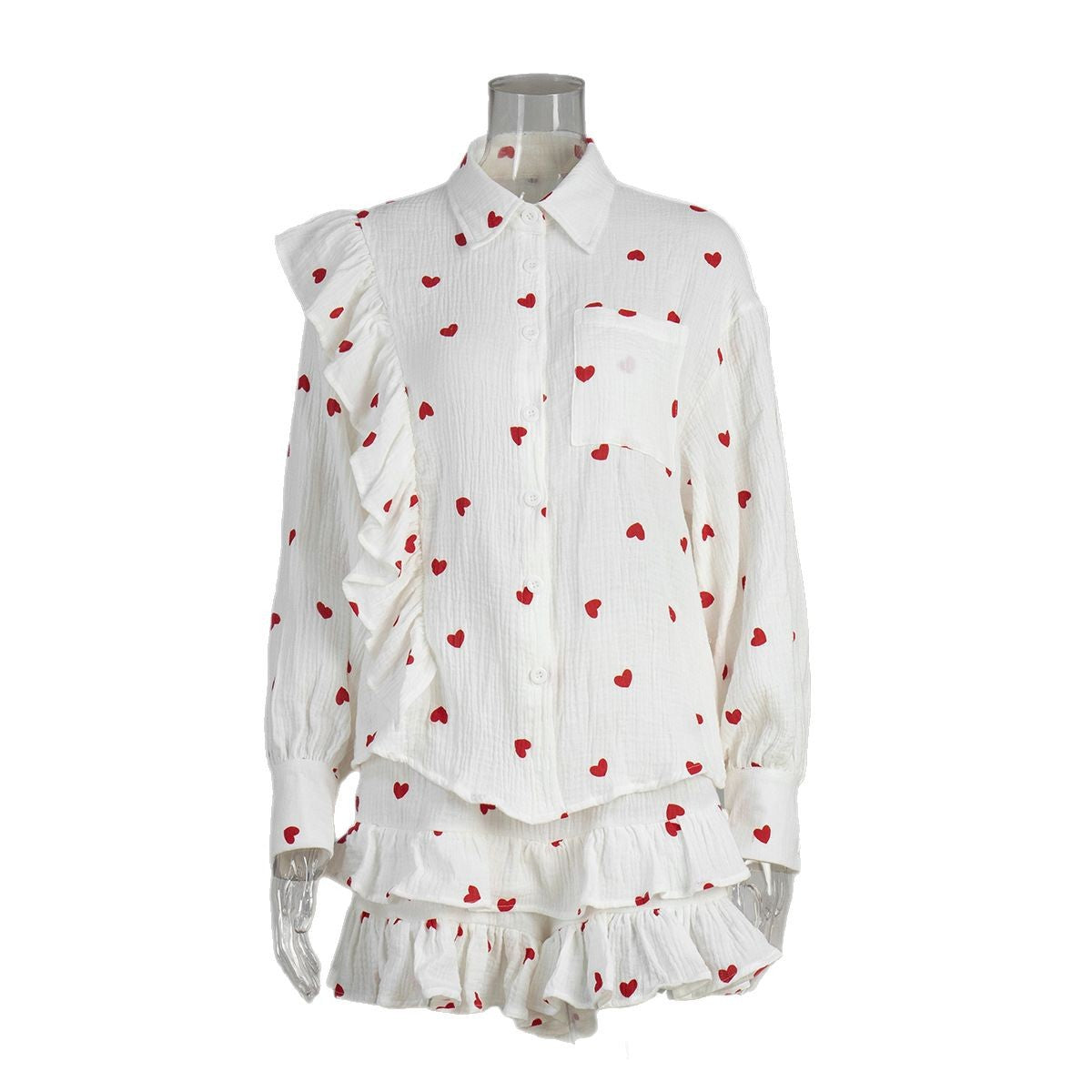 Dame ruffle skjorte med hjerter og dertil passende shorts Stilla