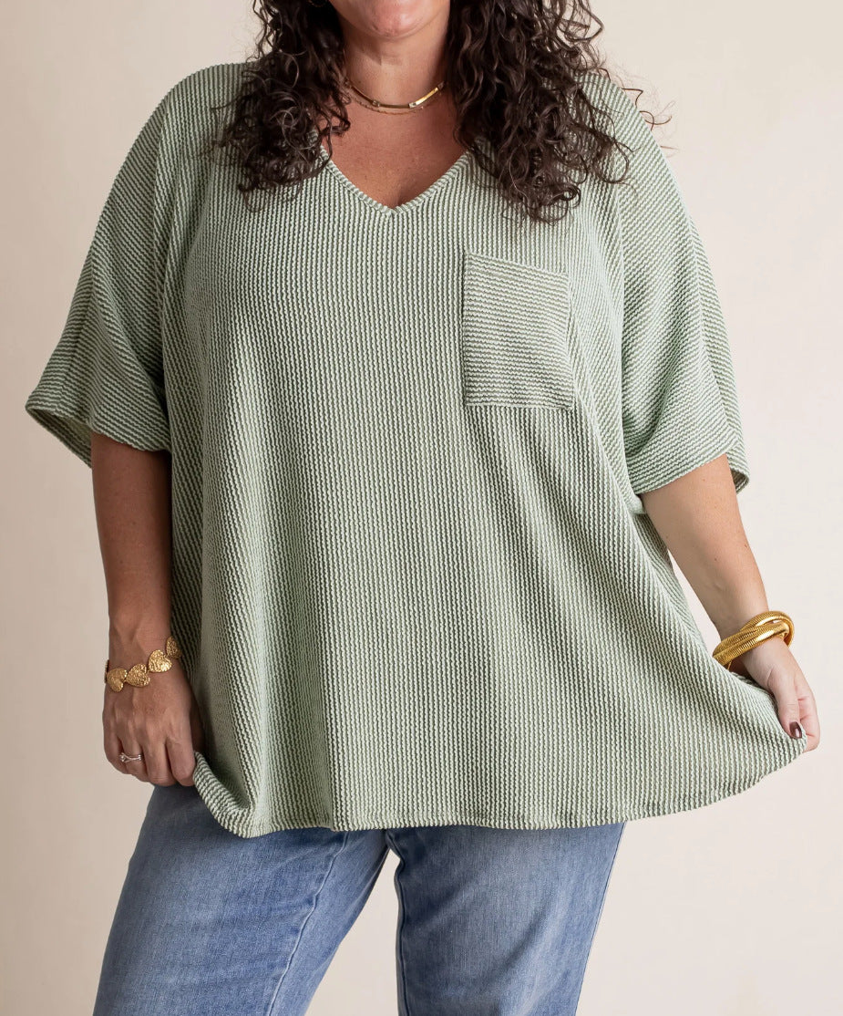 Dame afslappet oversized T-shirt med brystlomme og sideluner Stilla