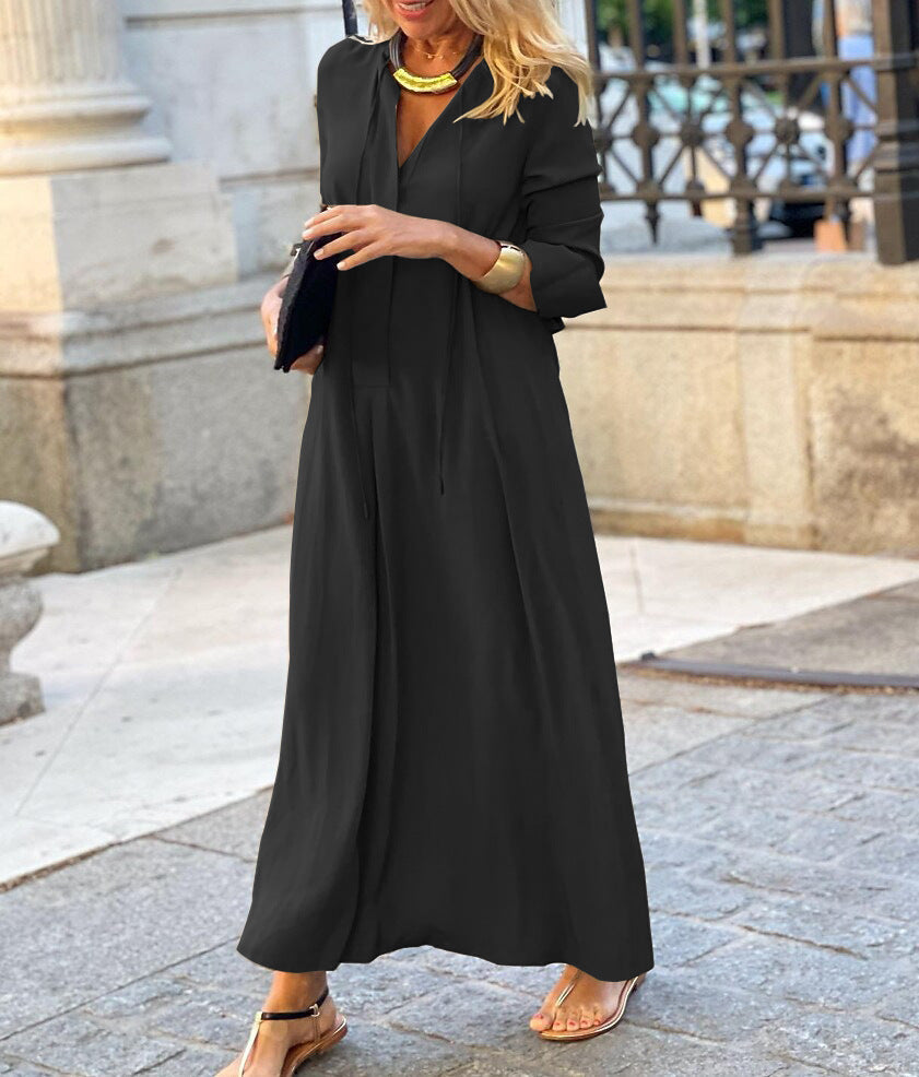 Dame Maxi- jumpsuit med elastisk taljetræk og elegant V-udskæring Stilla