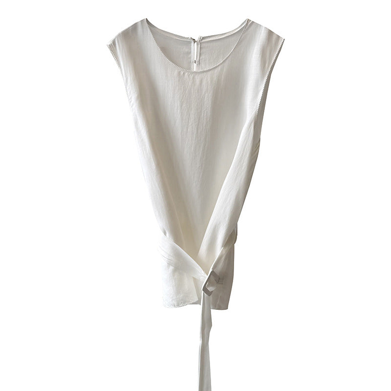 Dame afslappet indpakningsbluse lavet af højkvalitets viskose-blanding med ensfarvet design og sidelæns bindebånd Stilla