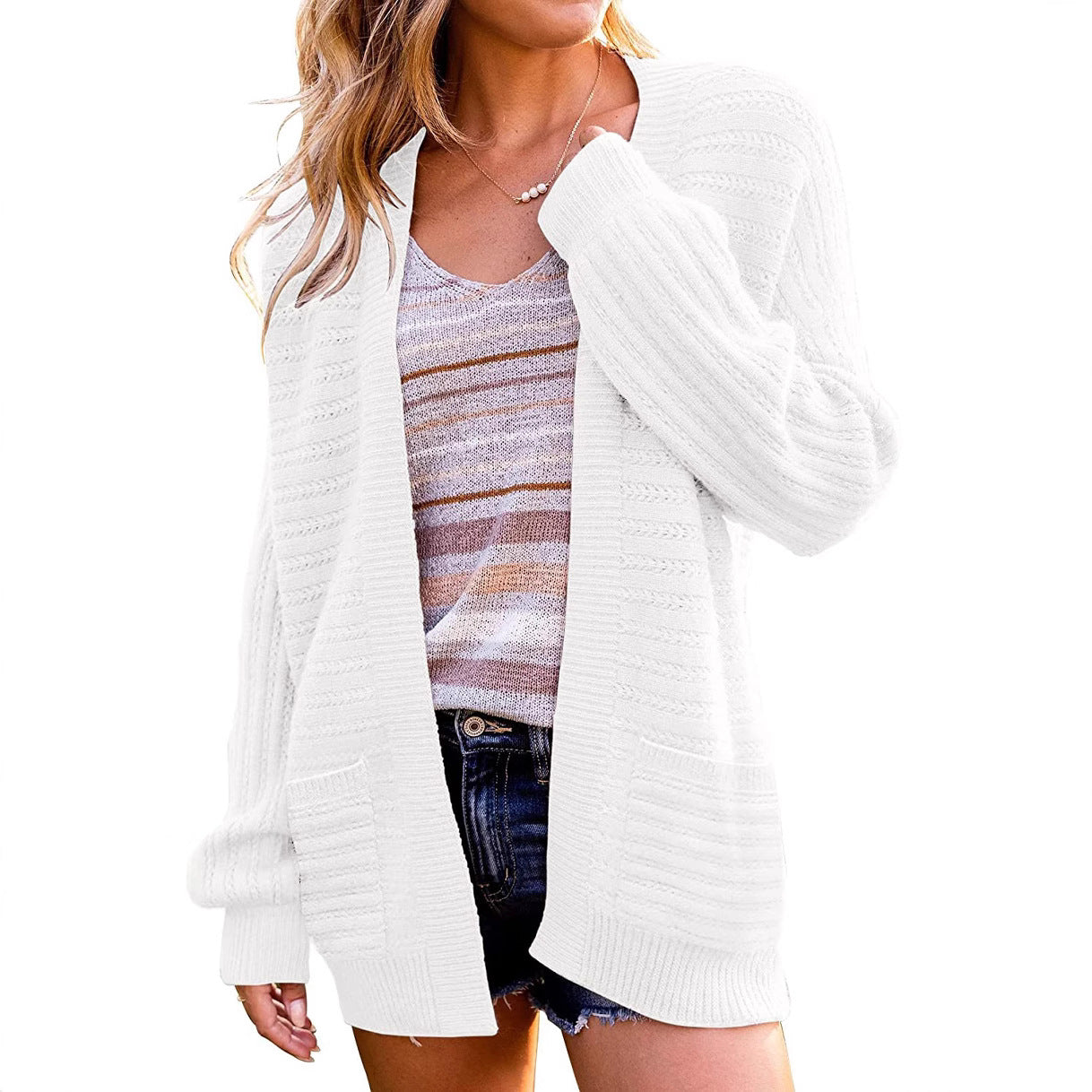 Dame strik cardigan med struktureret design og praktiske lommer Stilla