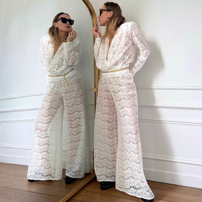 Dame jumpsuit af elegantspitze med flydende snit og bredt ben Stilla