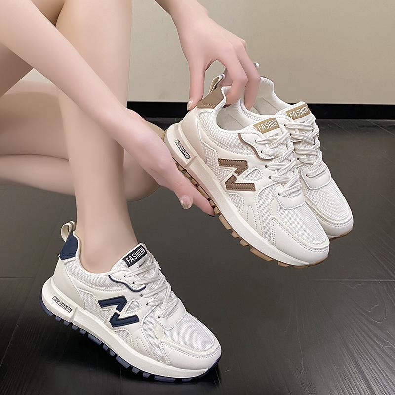 Dame Sporty Sneakers med skridsikker sål og åndbart mesh-overmateriale Stilla