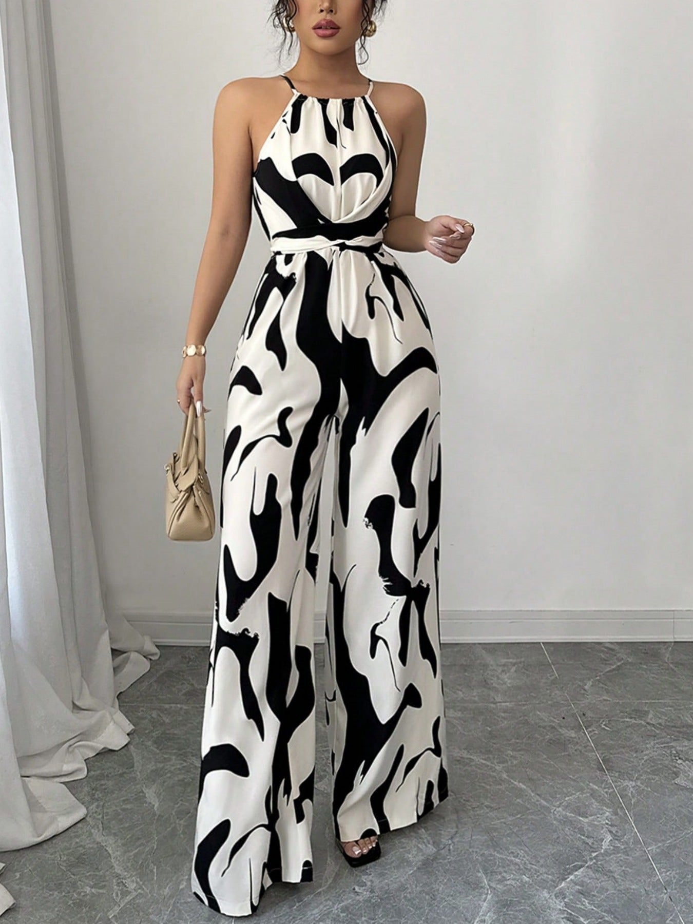 Dame Fashion Jumpsuit med spaghetti-remme og vide ben Stilla