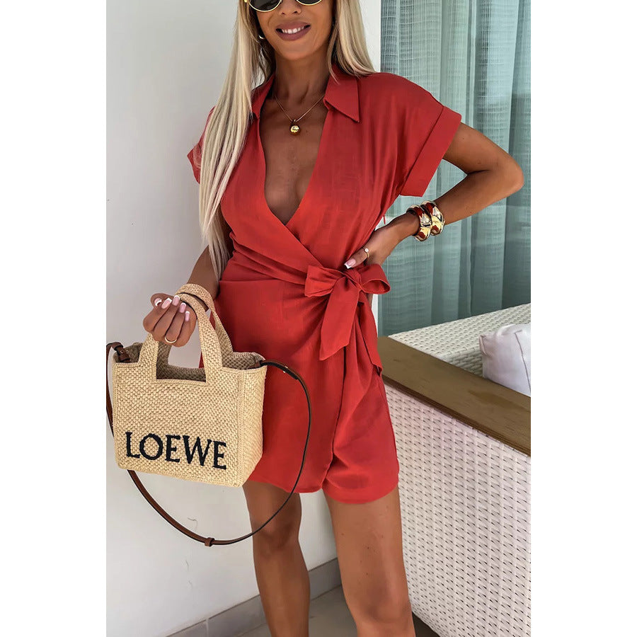Dame Casual Jumpsuit med taljerbart design og kortærmet Stiila