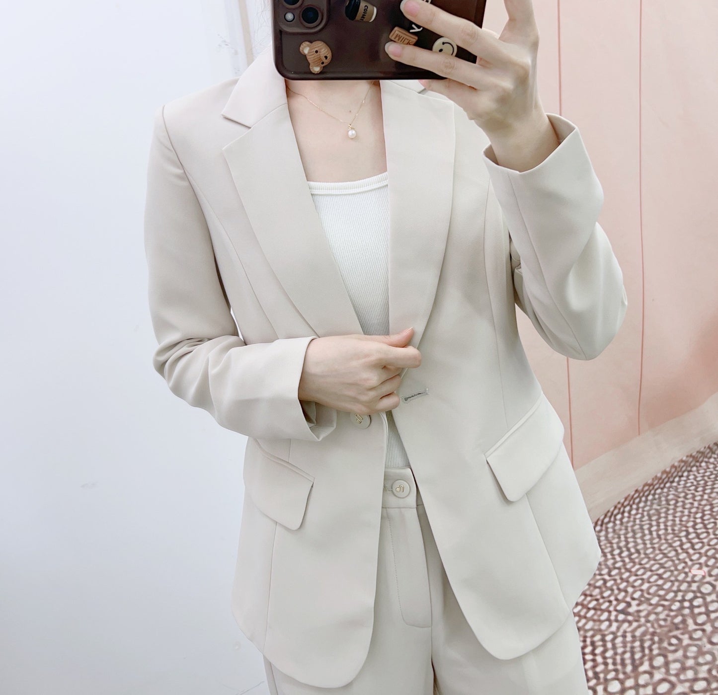 Dame Elegant Blazer med omfattende lommer og fashionable snit Stilla