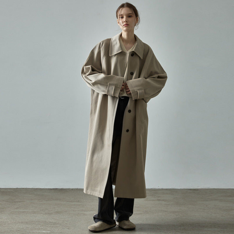 Dame Oversized Trenchcoat med stilfuldt snit og praktiske lommer Stilla