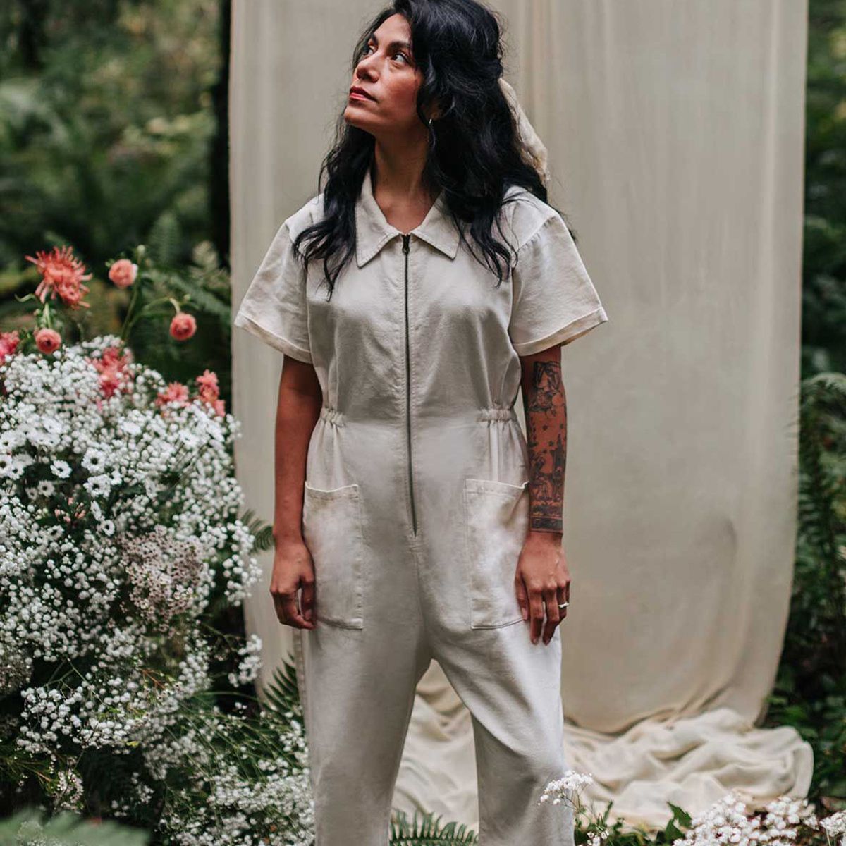 Dame mode jumpsuit med praktisk lynlås og sidelommer Stilla