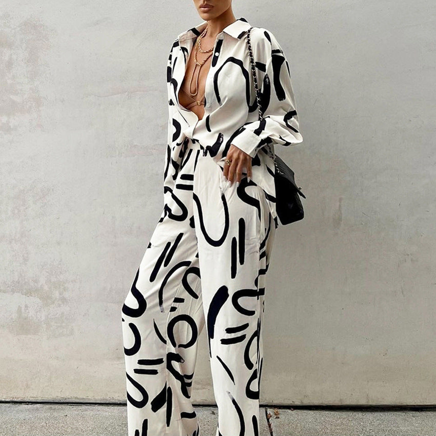 Dame stilfulde jumpsuit-sæt med moderne linjemønstre og fine materialer Stilla