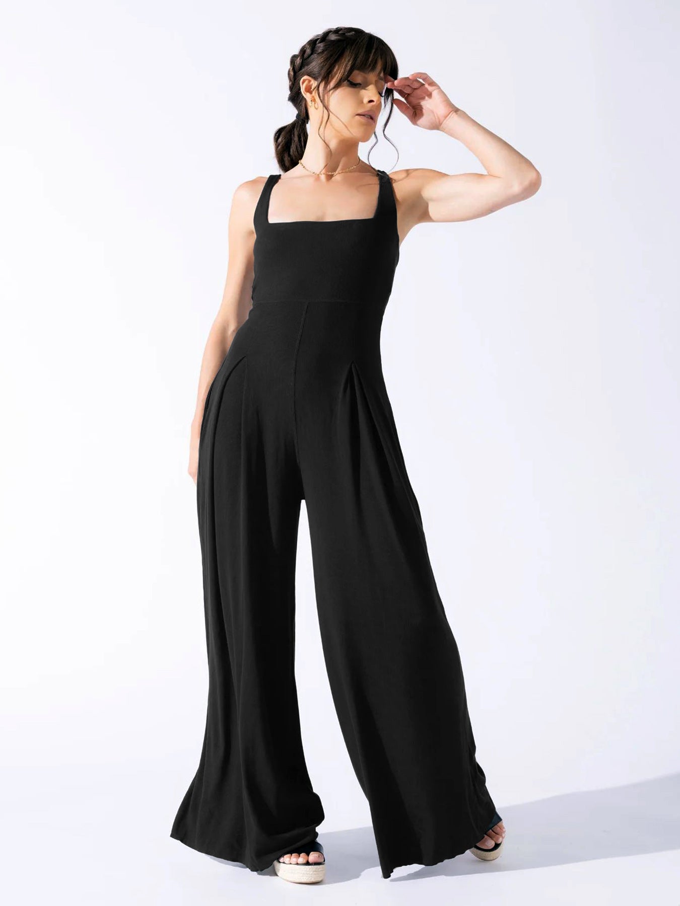 Dame jumpsuit med bred ben og kvadratisk udskæring Stilla