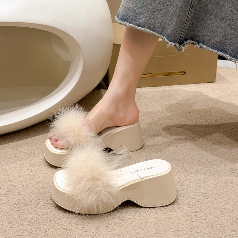 Dame mode platform slippers med fjederdetaljer og gennemsigtig rem Stilla