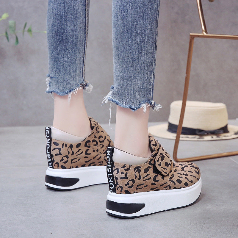 Dame elegante sneakers med velcro og trendy leopardmønster Stilla