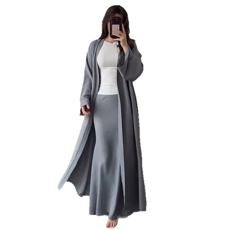 Dame Long-Cardigan med vidde skåret nederdel og figursyet overdel Stilla