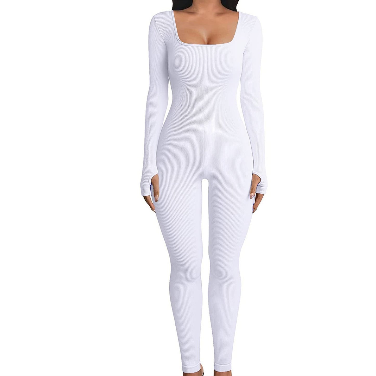 Dame figurtilpasset jumpsuit med lange ærmer og udført ribmønster Stilla