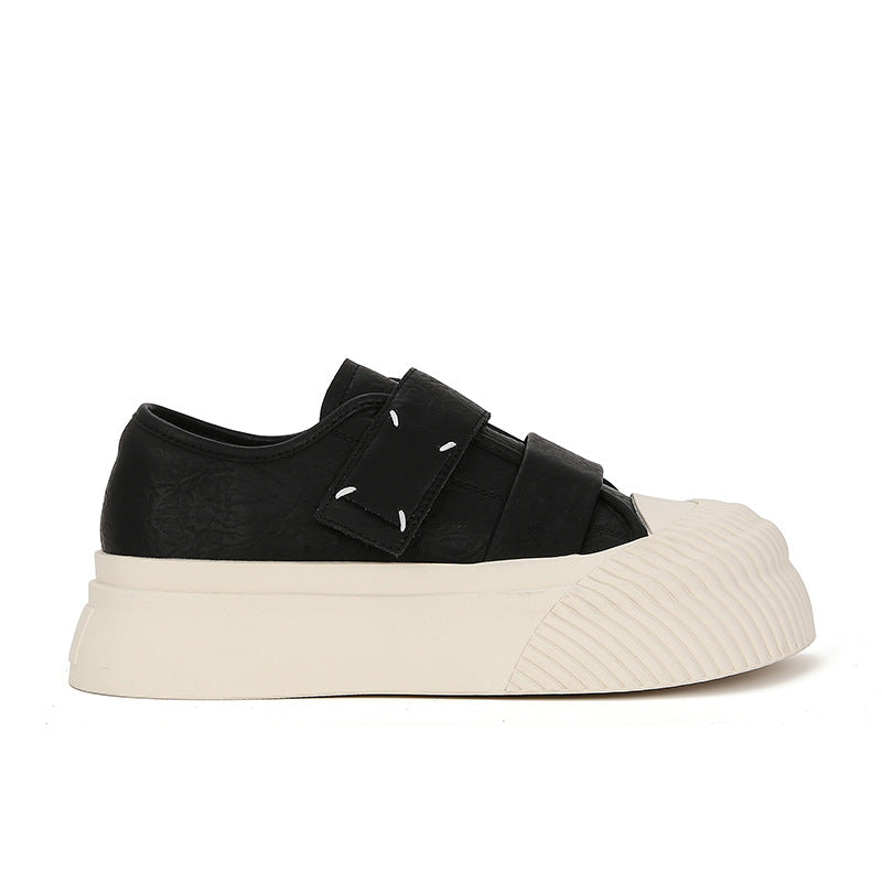 Dame Komfortable Sneakers med justerbar velcro og struktureret plateau Stilla