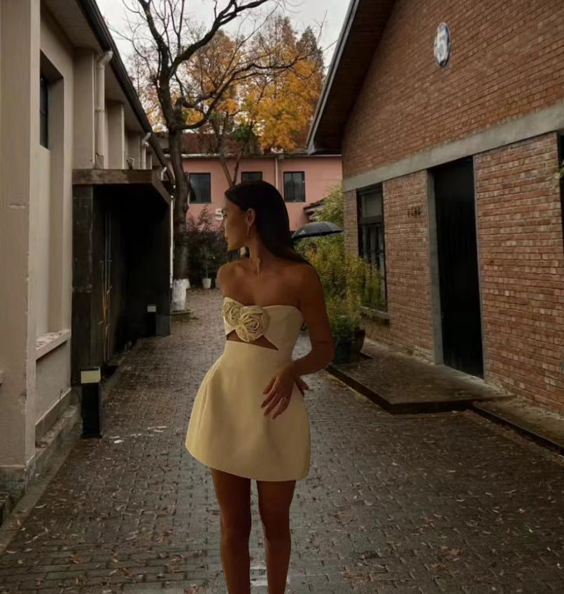 Dame Cut-Out Minkjole med floral applikation og sidelommer Stilla