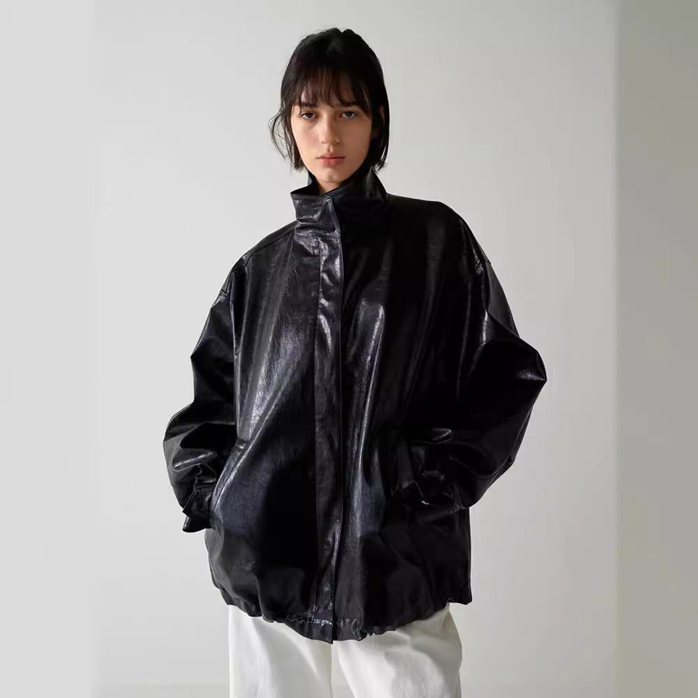 Dame afslappet oversized læderjakke med struktureret design og praktiske detaljer Stilla