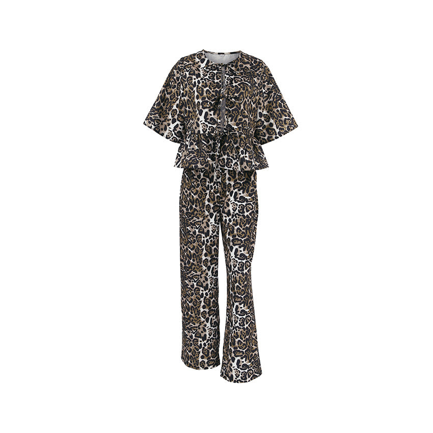 Dame Animal Print Kombi-jumpsuit med peplum detalje og brede ærmer Stilla