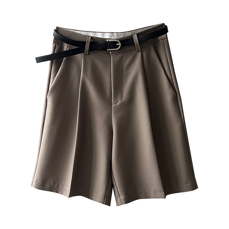 Dame casual shorts med fashionable folder og taljebælte Stilla