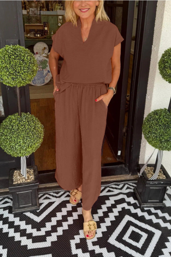 Dame jumpsuit med løs pasform og elegant V-udskæring Stilla