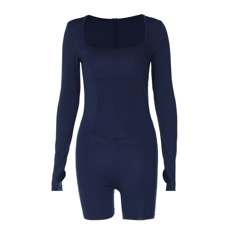 Dame figursyet jumpsuit med lange ærmer og sexet udskæring Stilla