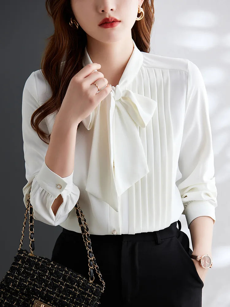 Stilla | Elegant Bluse med Bundet Knude