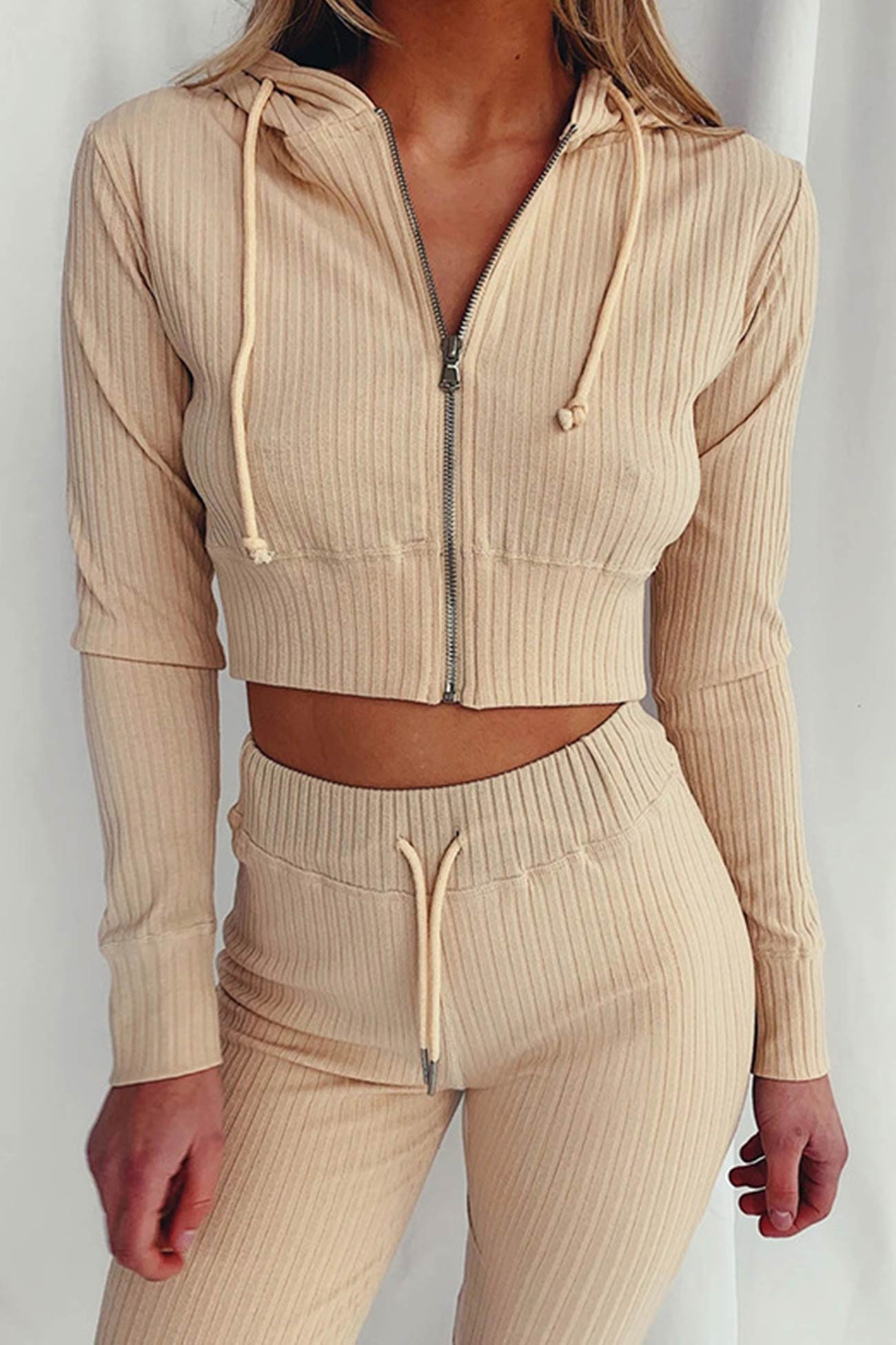 Stilla | Lange Jumpsuits Med Hættepullover Af Ribstrik