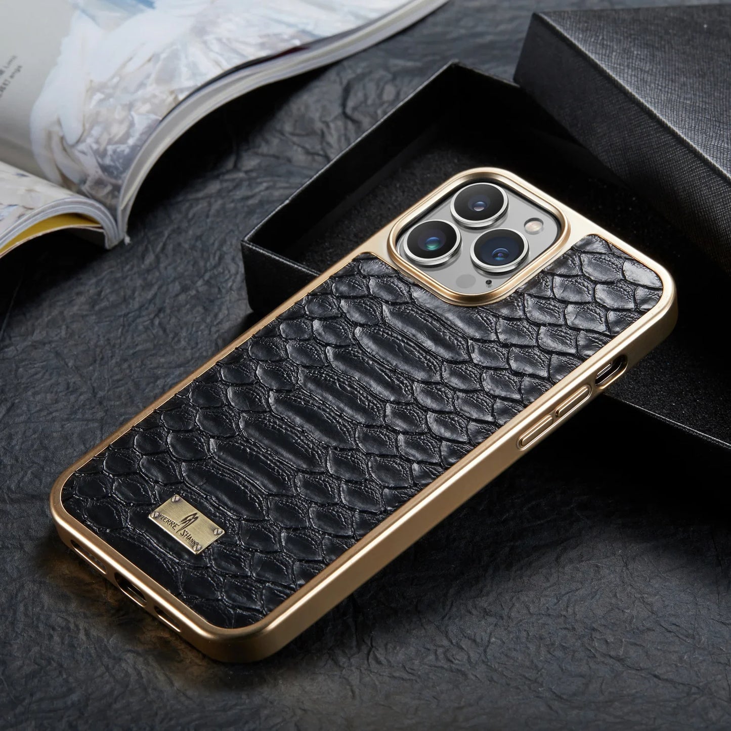 Stilla | Python iPhone Cover