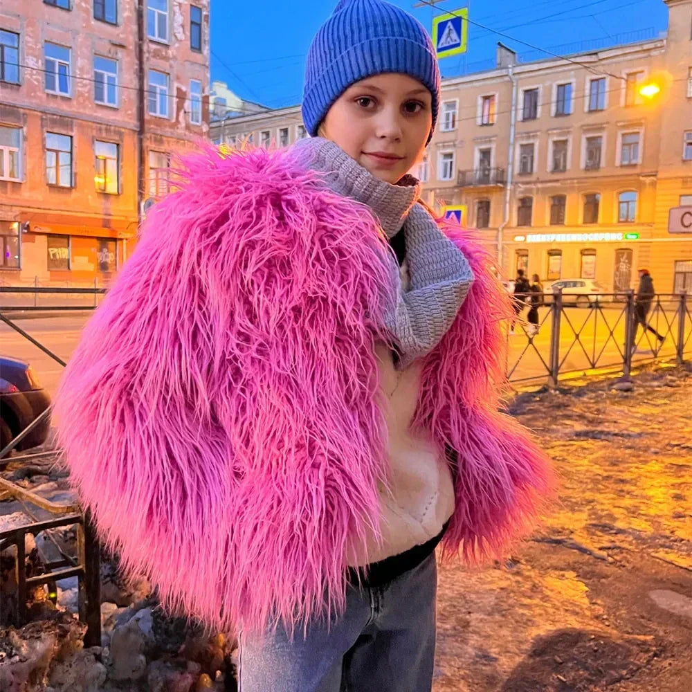 Stilla | Vibrant Unisex Festival Faux Fur Jakke