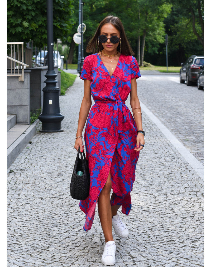 Stilla | Smuk V-hals Kjole i Elegant Stil