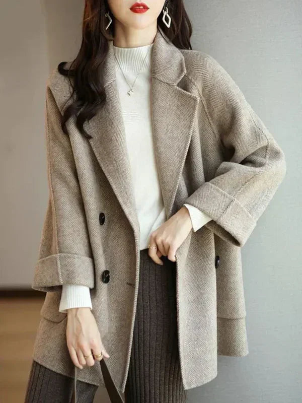 Stilla | Elegant Kort Frakke