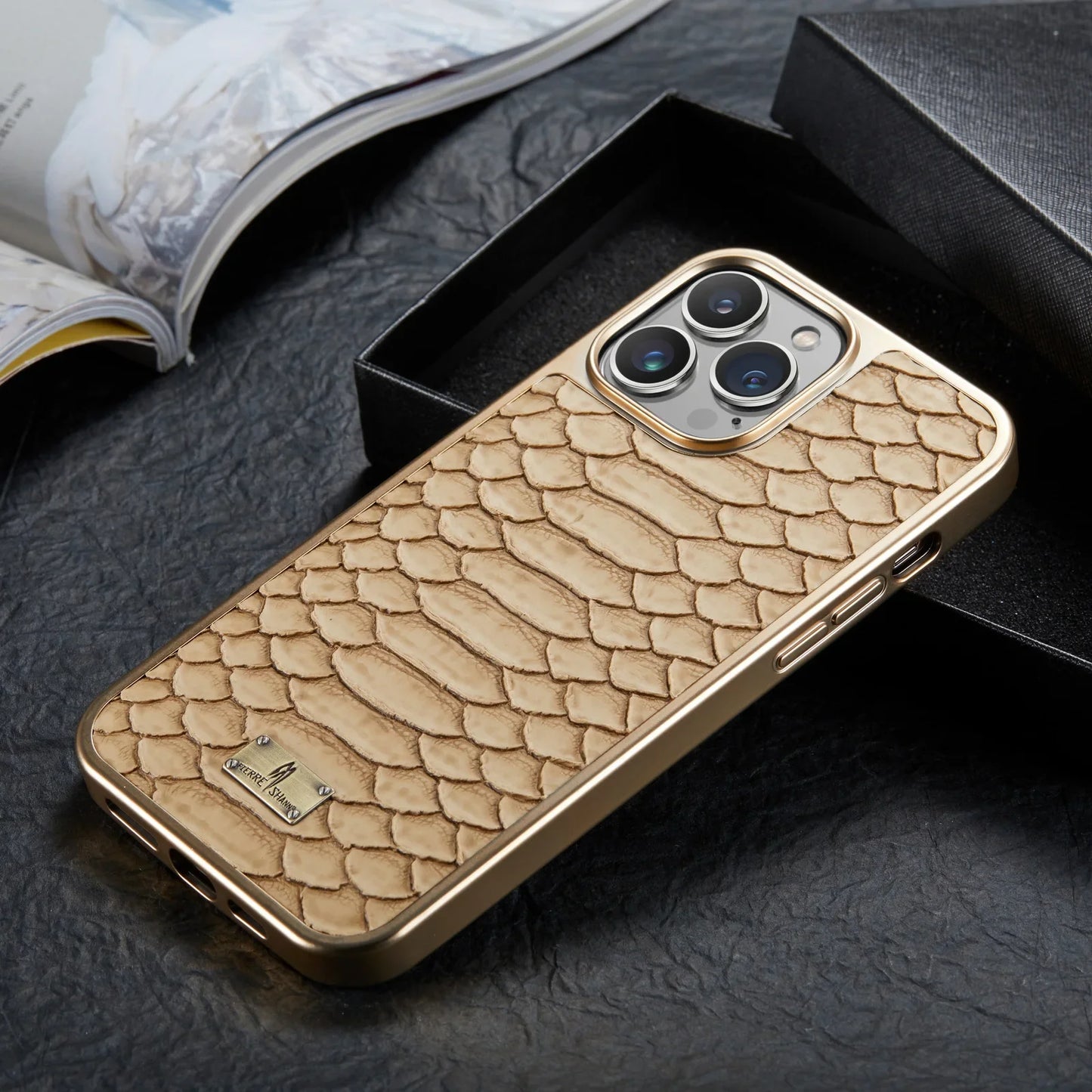 Stilla | Python iPhone Cover