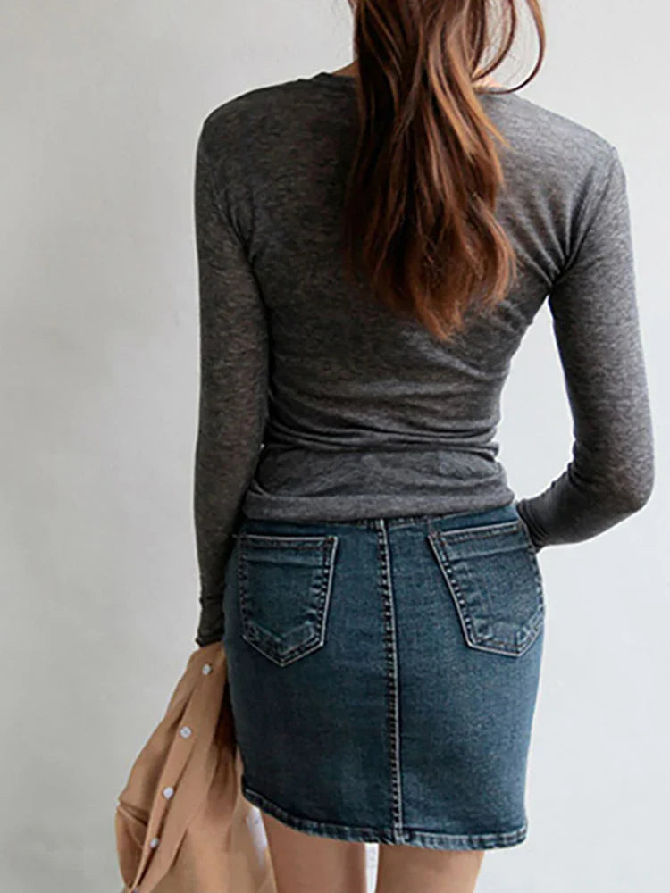 Stilla | Basic langærmet T-shirt med slank pasform