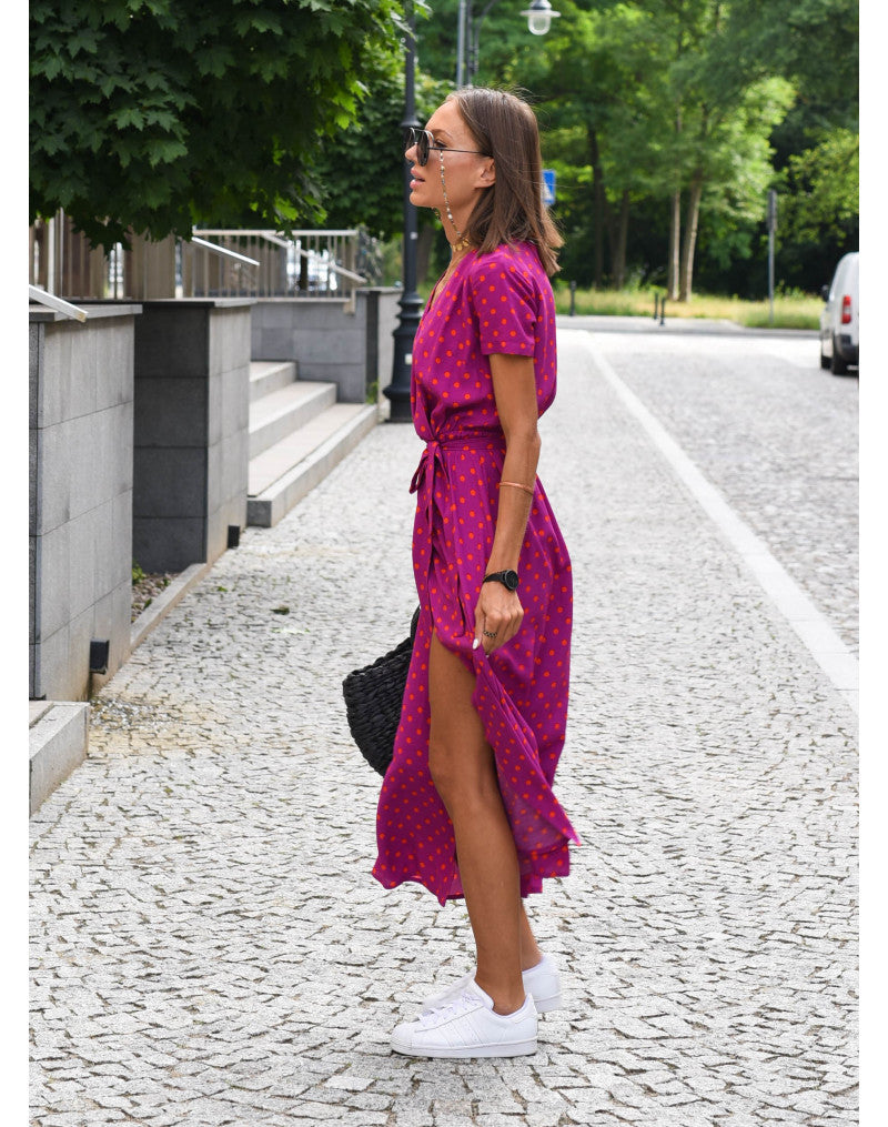 Stilla | Smuk V-hals Kjole i Elegant Stil