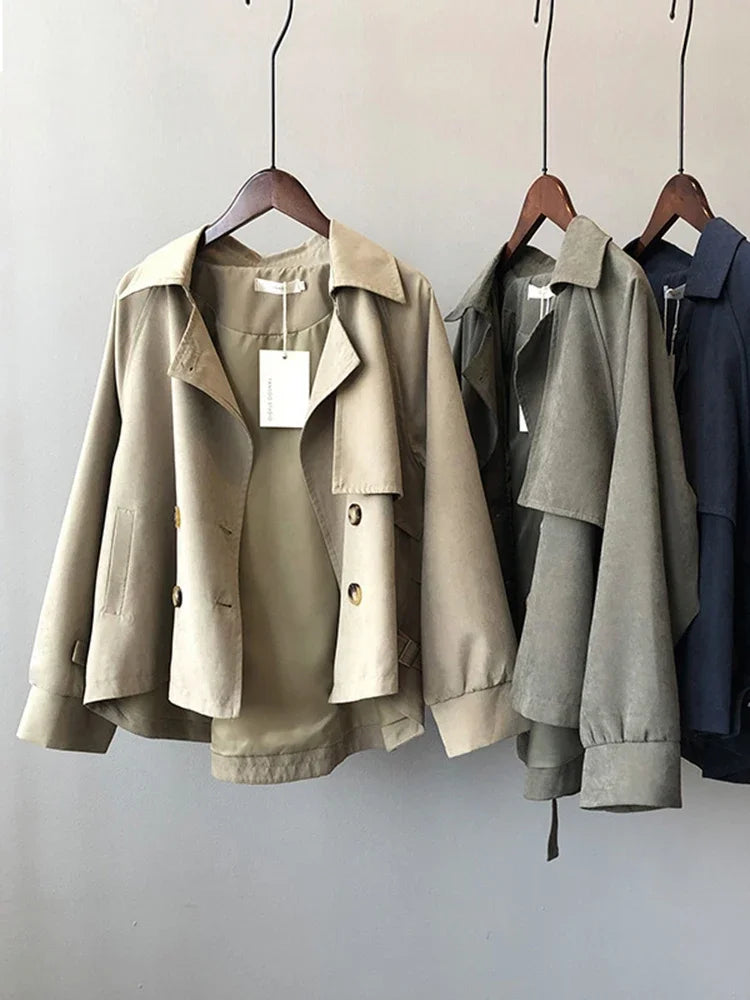 Stilla | Behagelig Og Oversize Trenchcoat Med Dobbelt Knaplukning