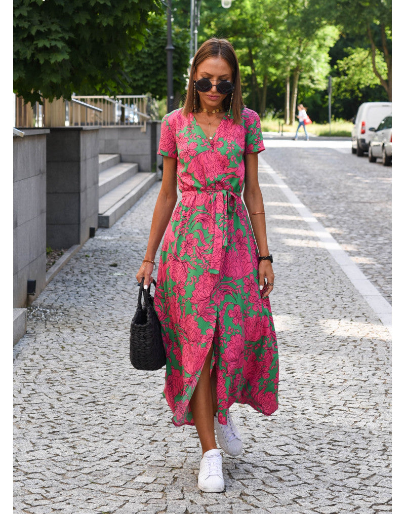 Stilla | Smuk V-hals Kjole i Elegant Stil