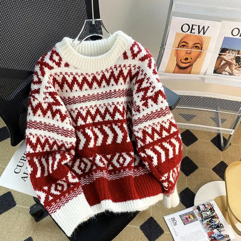 Stilla | Pullover af groft stribet strik med julemotiver til kvinder