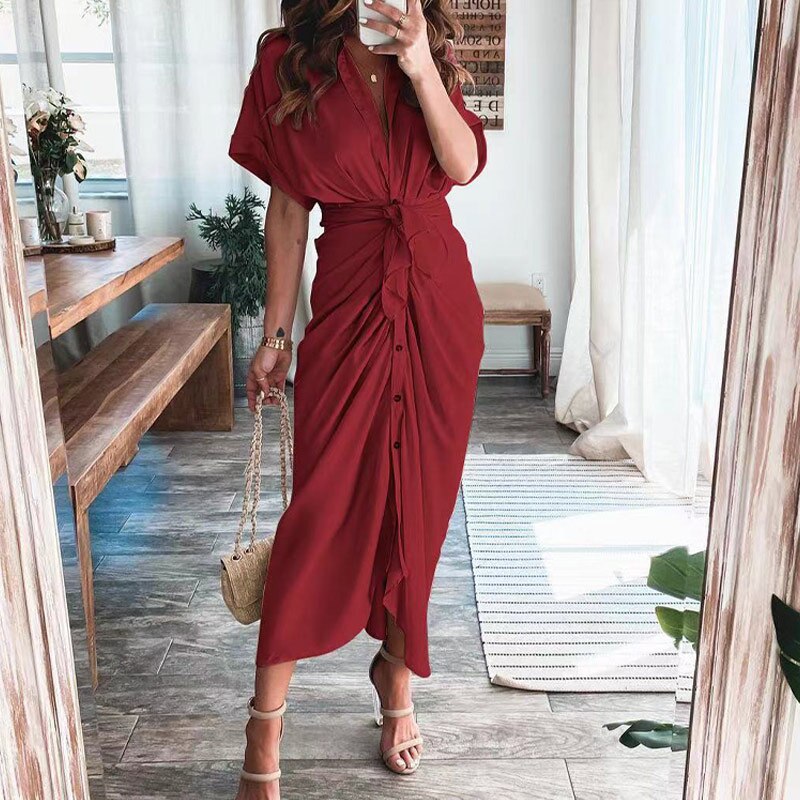 Stilla | Chic og Elegant Kjole med Smukke Detaljer