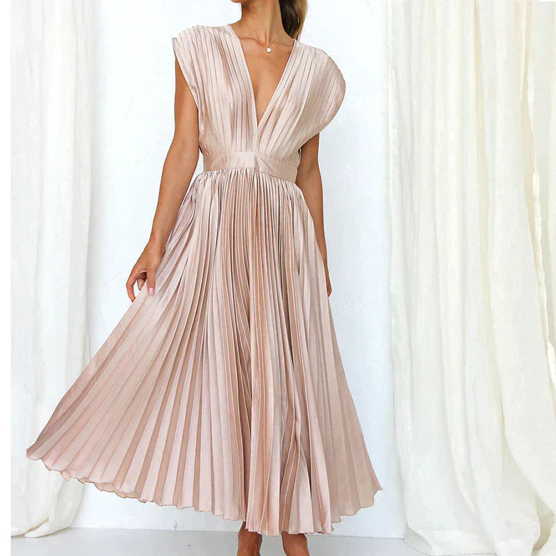 Stilla | Elegante Kjoler Med Plisseringer