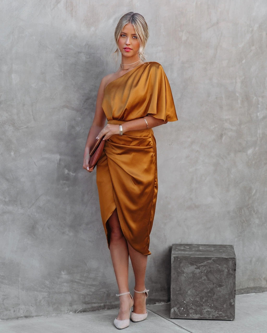 Stilla | One-Shoulder Kjole