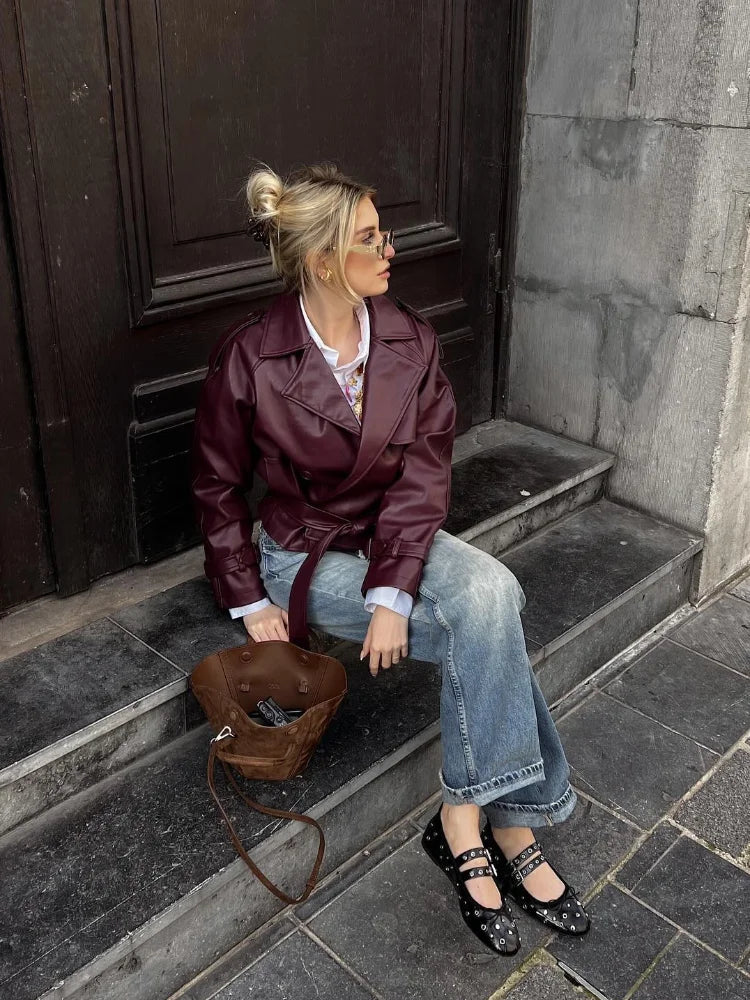 Stilla | Kort Trenchcoat Af Vegansk Læder