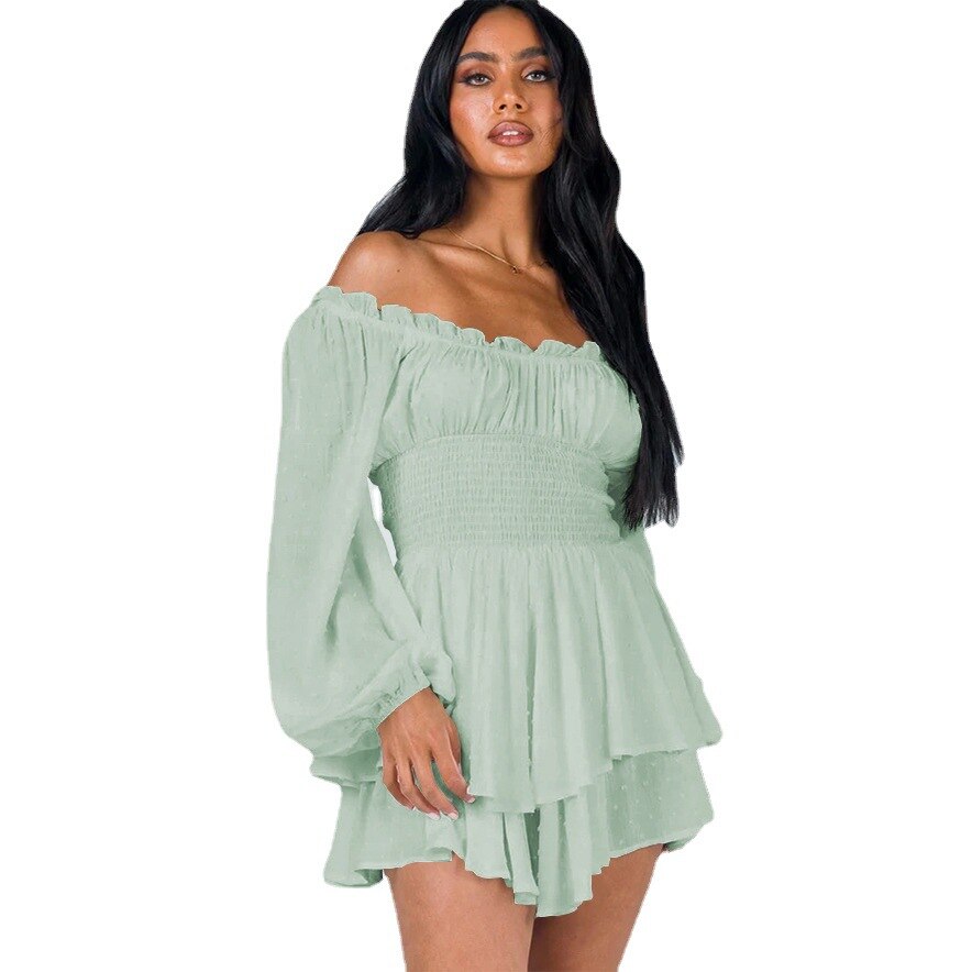 Stilla | Strapless Ruffle Kjole med Elegante Detaljer