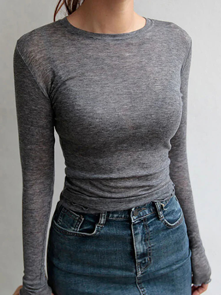 Stilla | Basic langærmet T-shirt med slank pasform